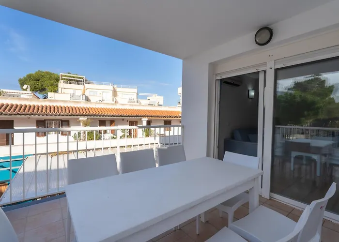 Apartamentos S\'Avaradero