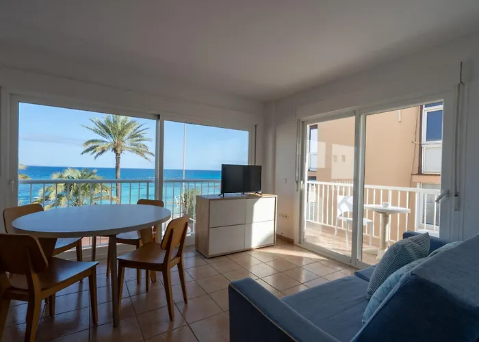 Apartamentos S\'Avaradero